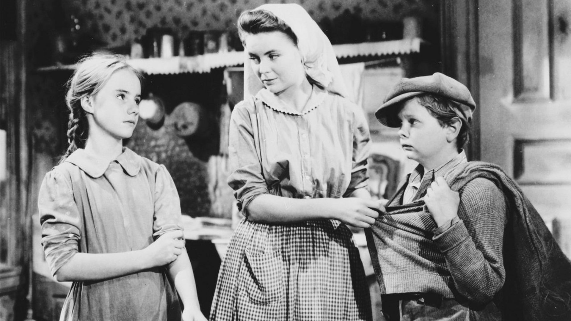 A Tree Grows in Brooklyn (1945) Watcha Pedia