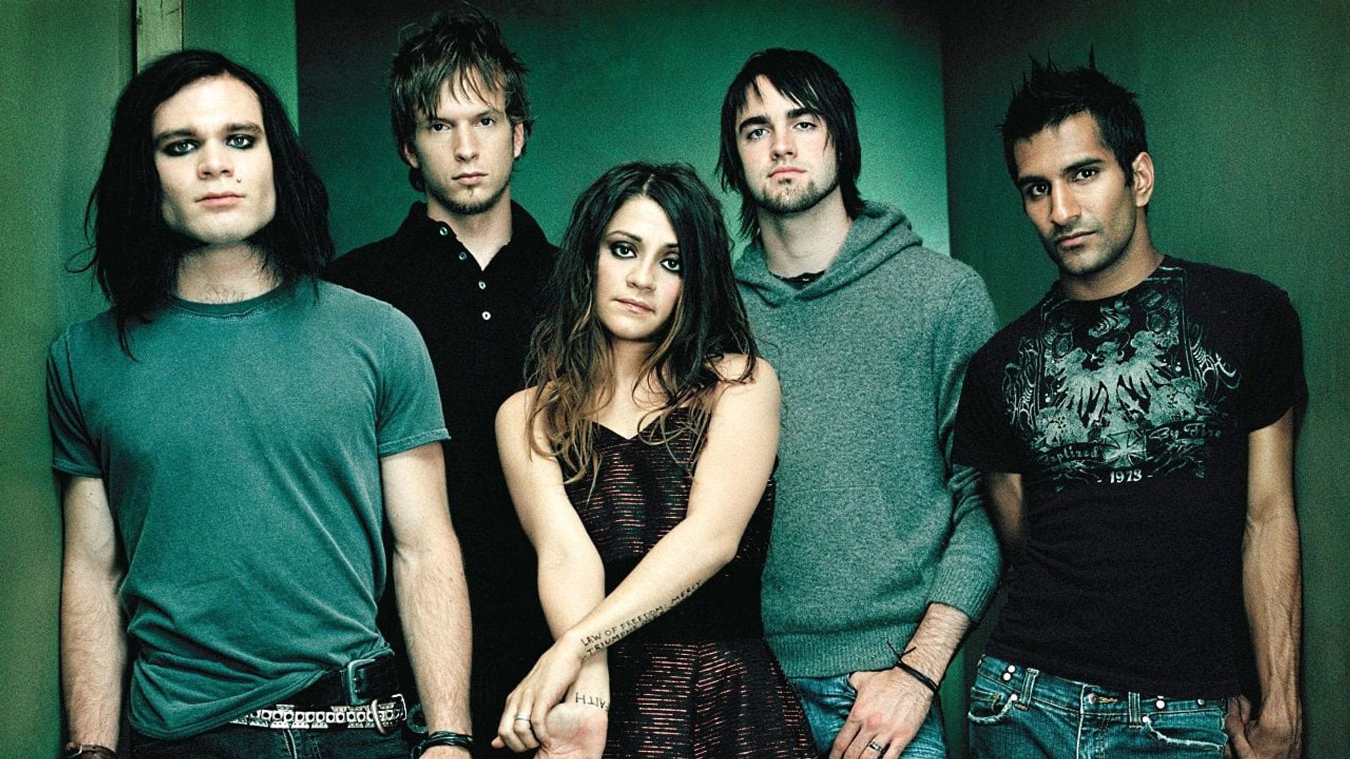 Flyleaf - Flyleaf (2007) - Watcha Pedia
