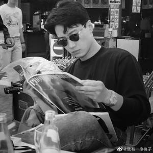 생각이얕지만굉장히철학적인척하는사람