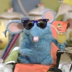 영화보는까마귀